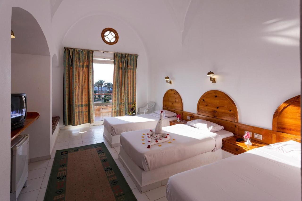 Pensee Royal Garden Beach Resort El Qoseir Exterior foto