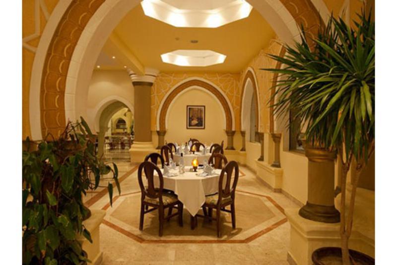 Pensee Royal Garden Beach Resort El Qoseir Exterior foto